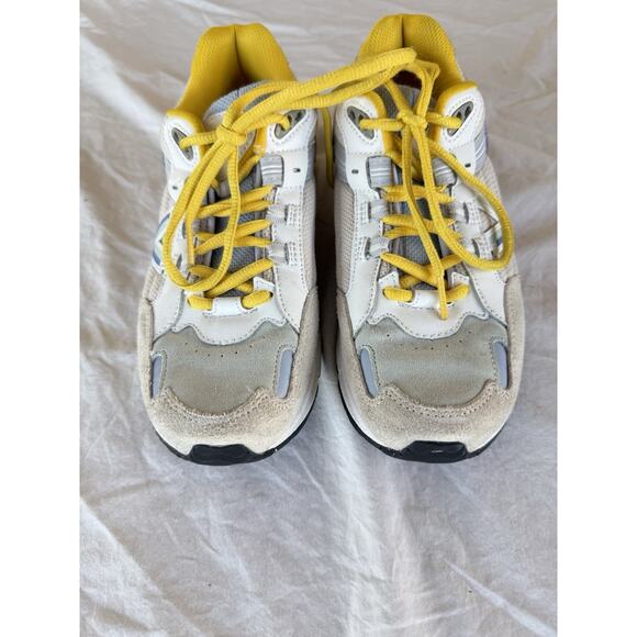 Vionic Women’s Size 7.0 M Wide 23Walk 2.0 Multicolor Athletic Walking Shoes EUC - Picture 2 of 14